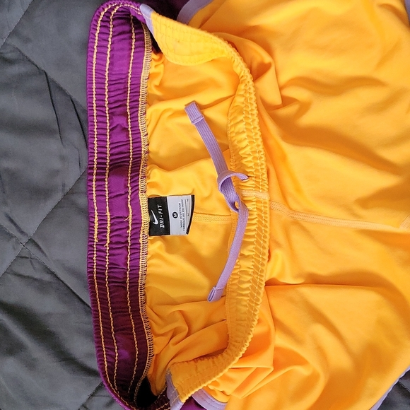 Nike Dri-Fit Shorts - Picture 3 of 3